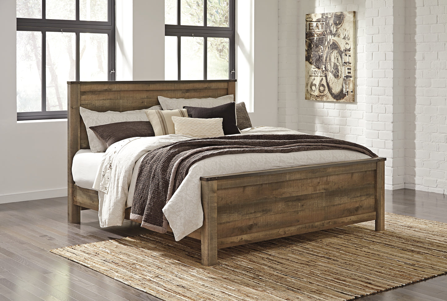 Trinell  Panel Bed