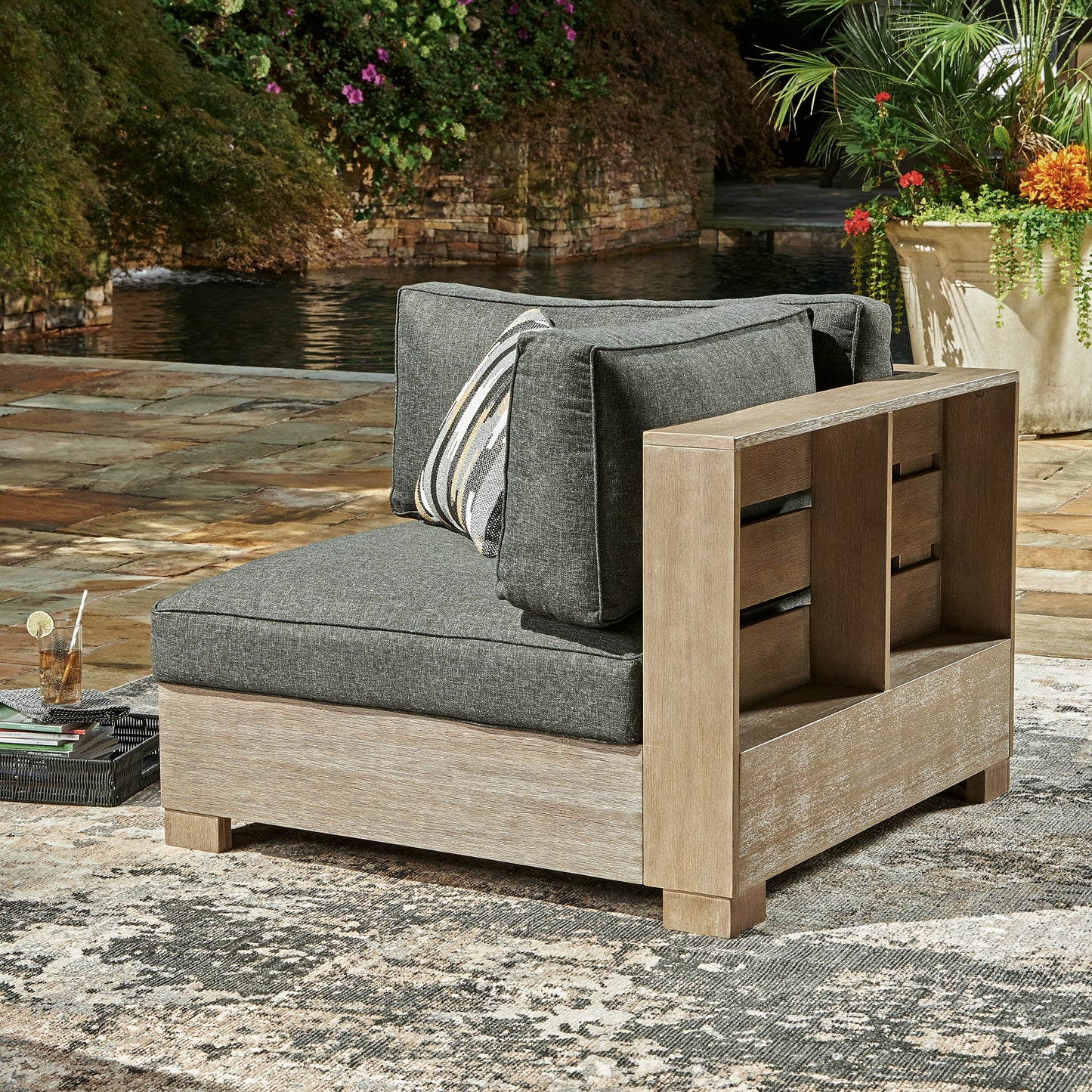 Citrine Park 5-Piece Outdoor Sectional with Ottoman