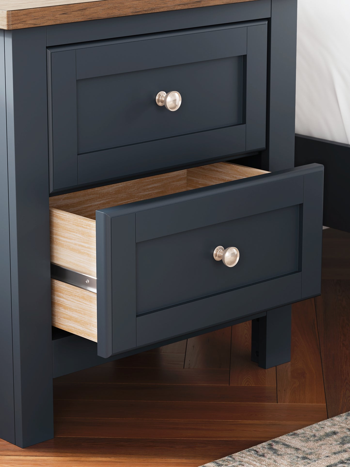 Landocken Queen Panel Bed with 2 Nightstands