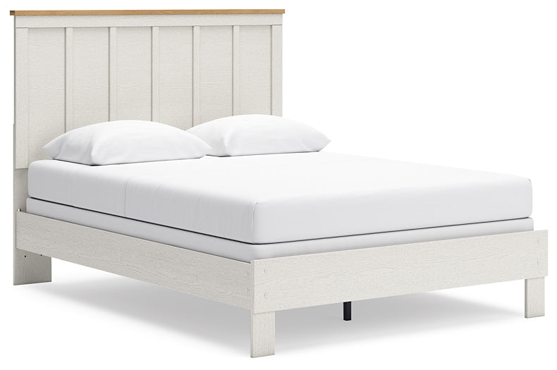 Linnocreek  Panel Bed