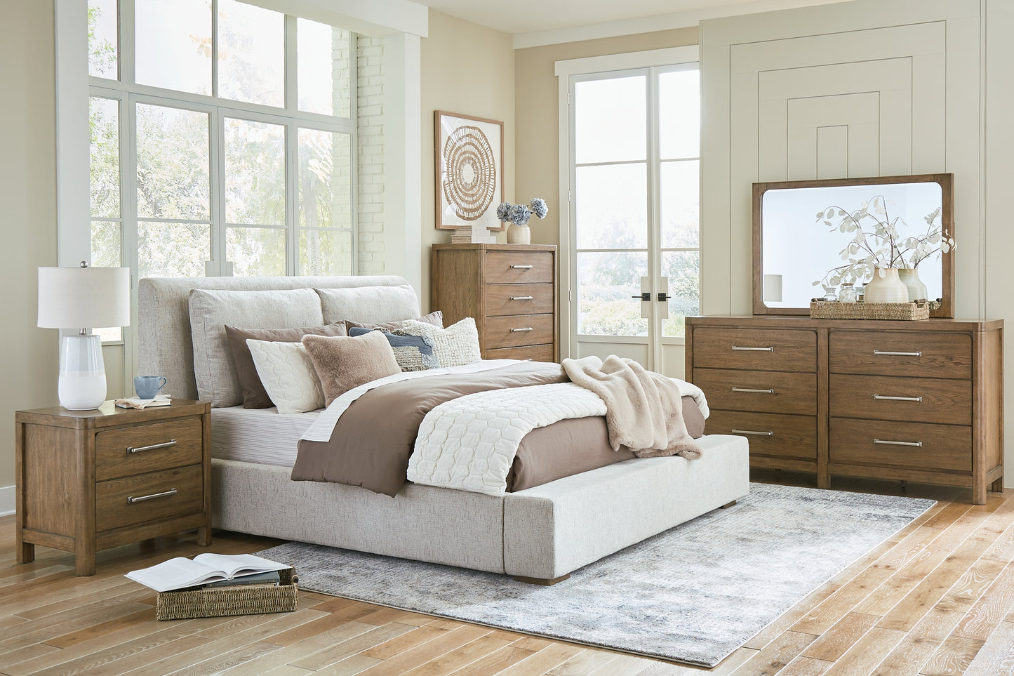 Cabalynn King Panel Bed with Dresser and Nightstand