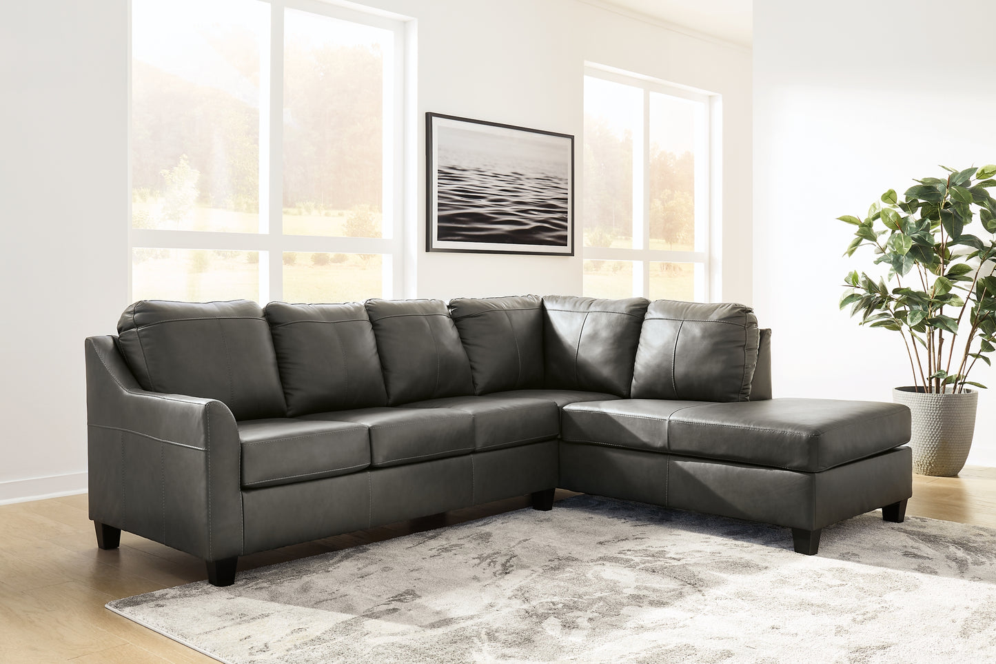 Valderno 2-Piece Sectional with Chaise